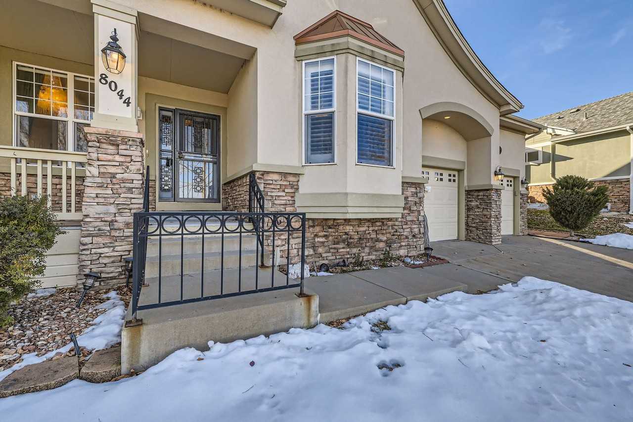 8044 W Kentucky Ave - Photo 3 of 23