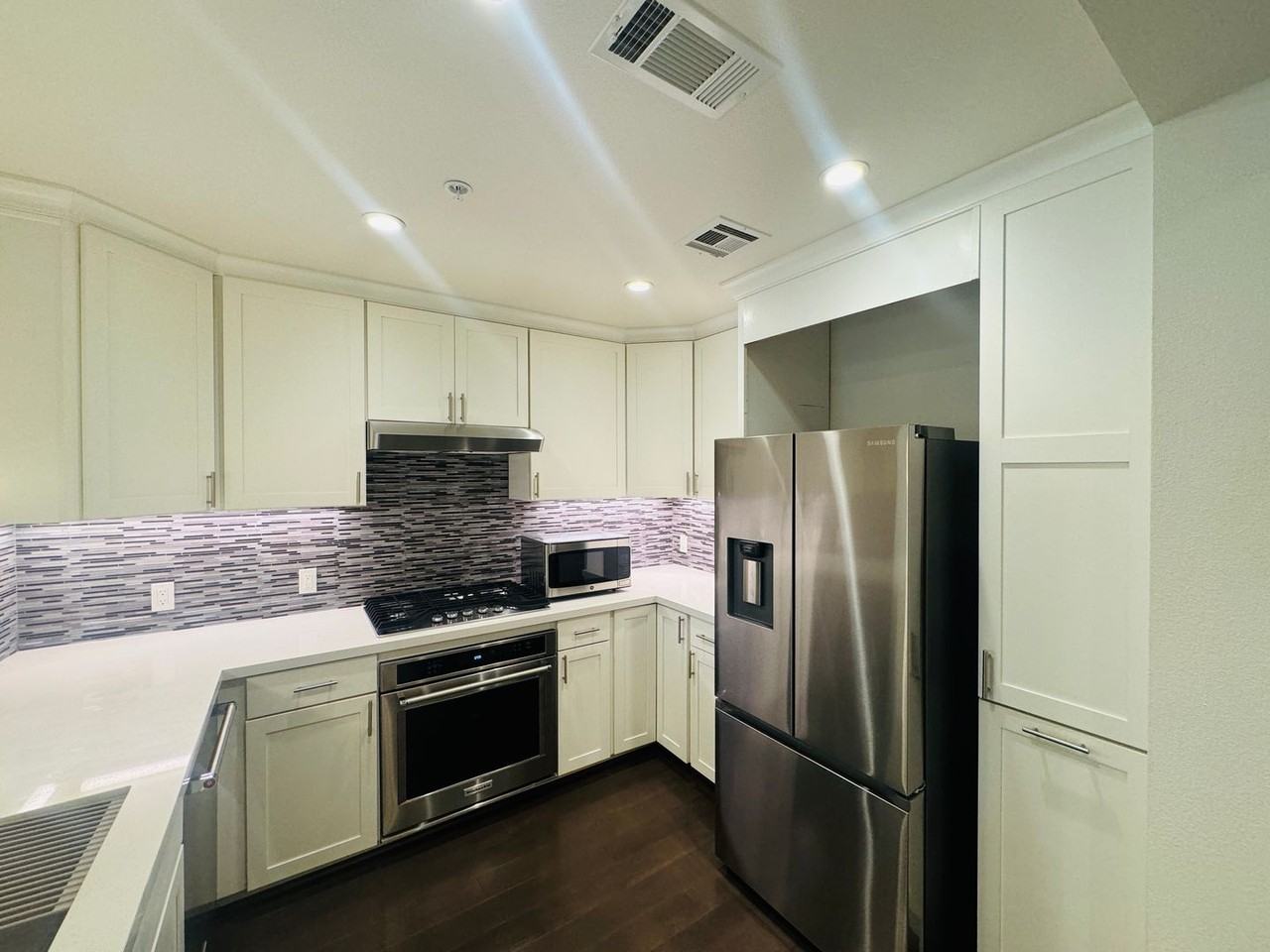 1000 Dewing Ave #408 - Photo 7 of 19