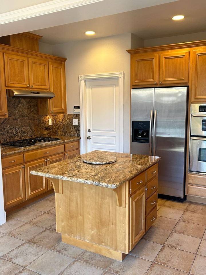 550 Calle Buena Vis - Photo 2 of 20