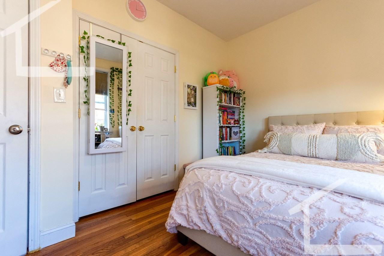 78 Egmont St - Photo 3 of 14