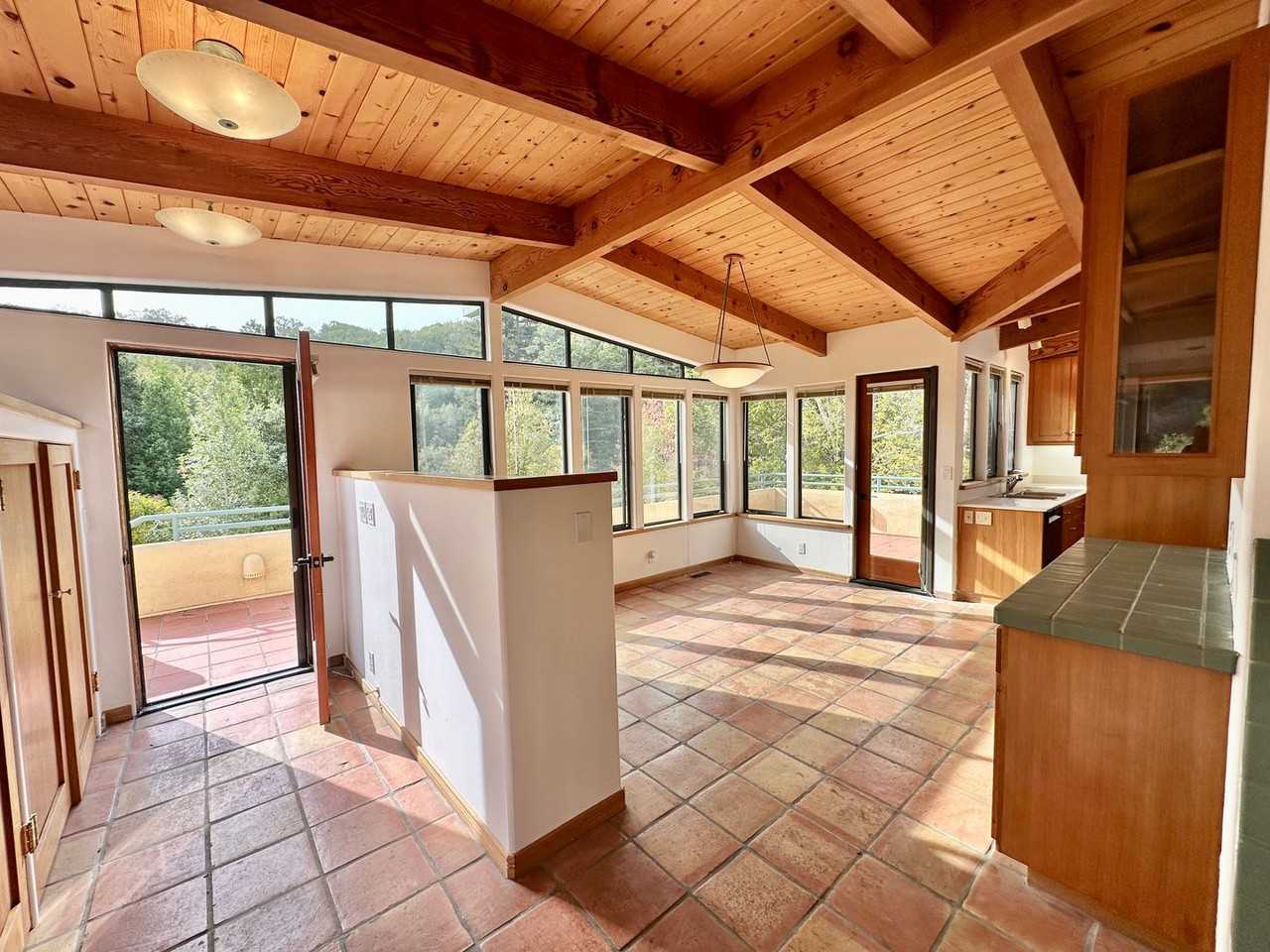 200 Deer Hollow Rd - Photo 3 of 30