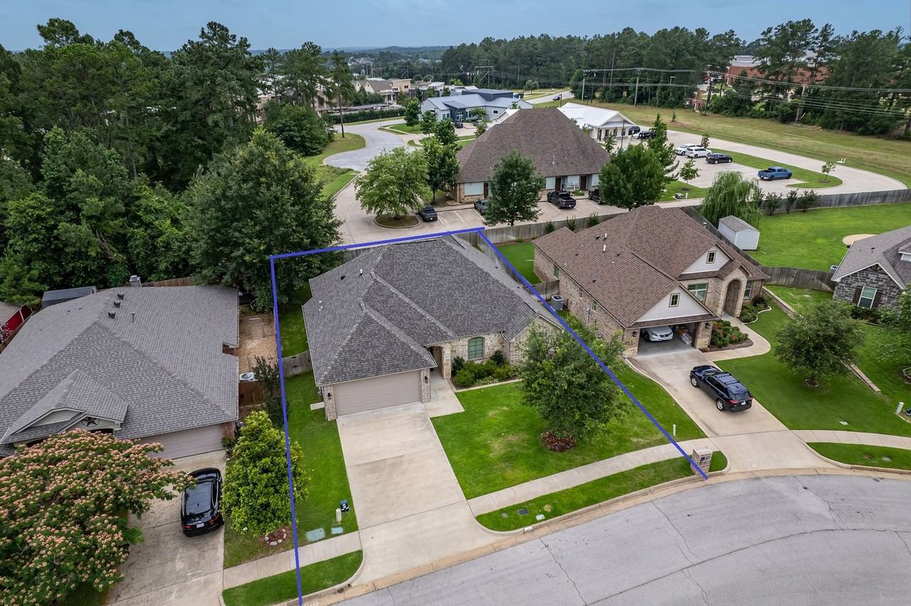 2242 Pinnacle Cir - Photo 7 of 47