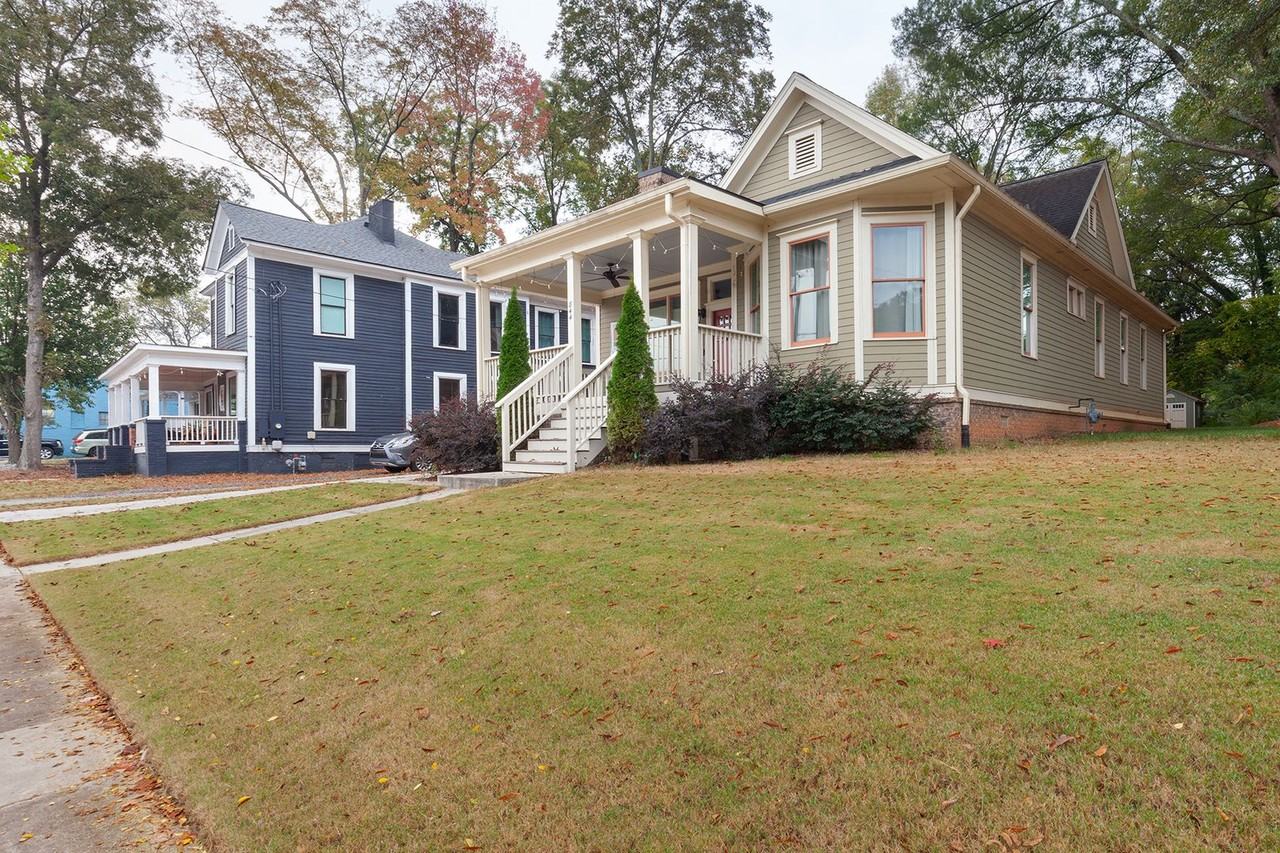 844 Beecher St Sw ##Sw - Photo 2 of 31