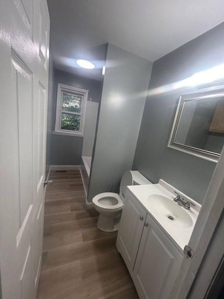 903 Richland St - Photo 2 of 13