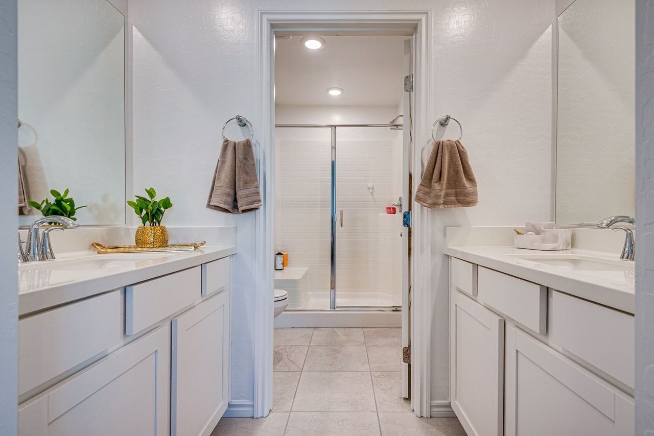 10718 Lilestone Ct - Photo 4 of 23