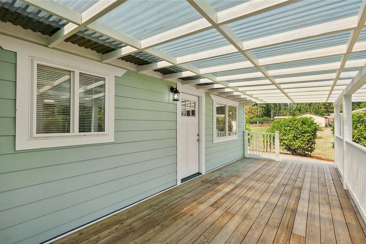 7182 N Van Decar Rd Se - Photo 3 of 44