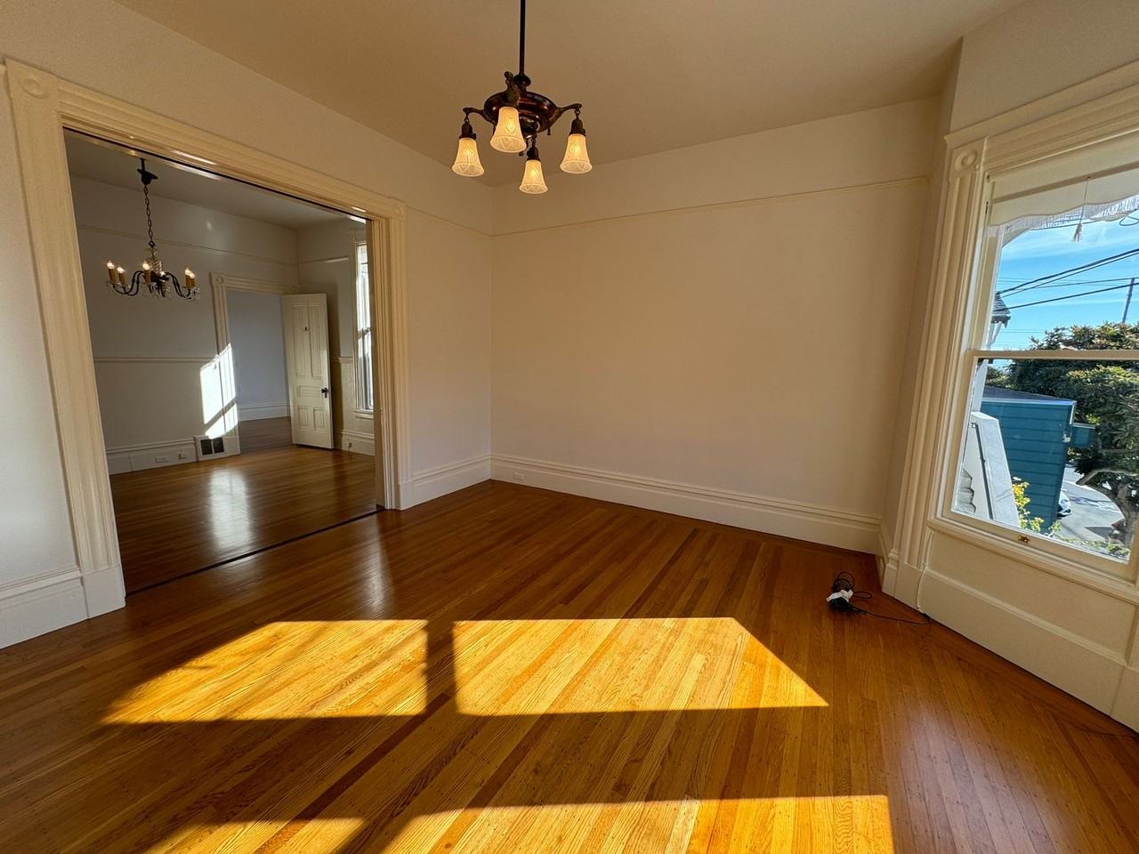 375 Crescent Ave - Photo 6 of 20