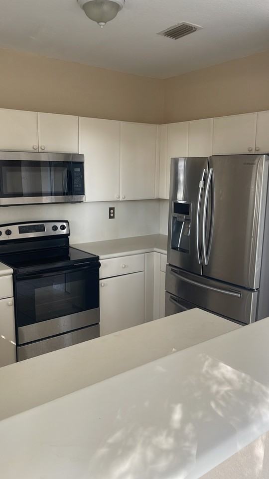 2863 Southeast 15th Road #73 - Photo 5 of 9