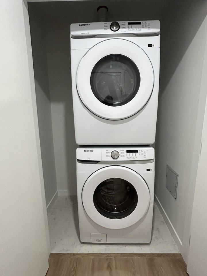 13858 108 Ave #E217 - Photo 3 of 10