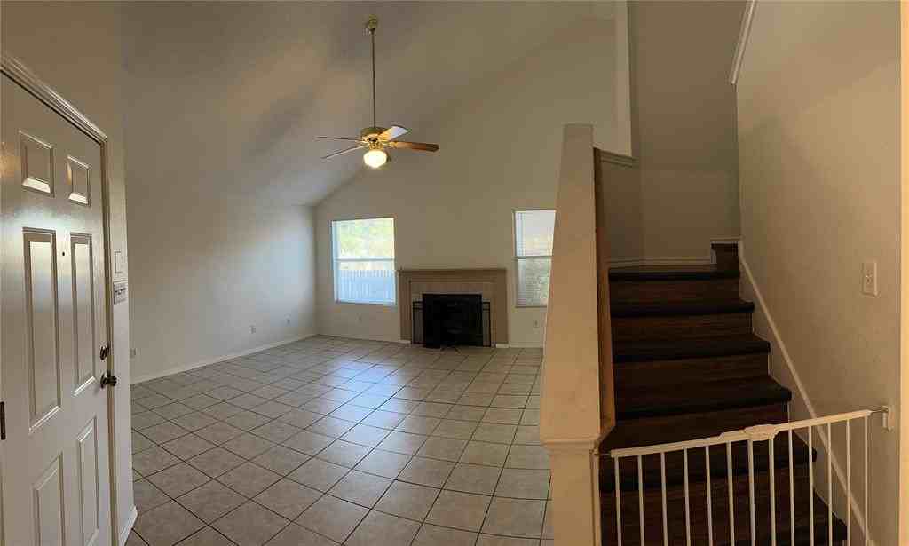 1405 Gulf Way - Photo 3 of 8