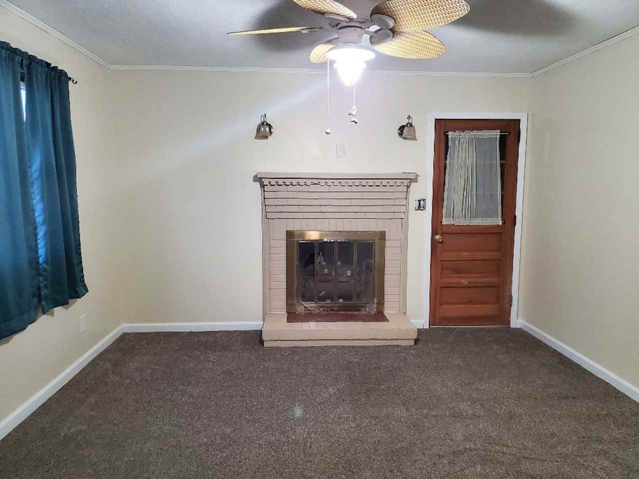 1801 Providence Rd - Photo 2 of 16