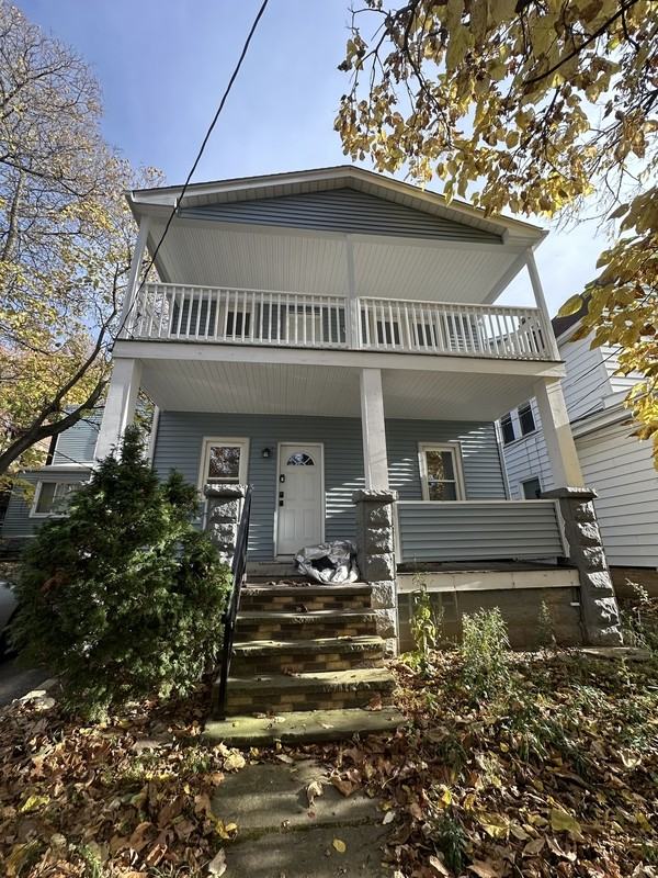 2057 Fairview Ave - Photo 2 of 21