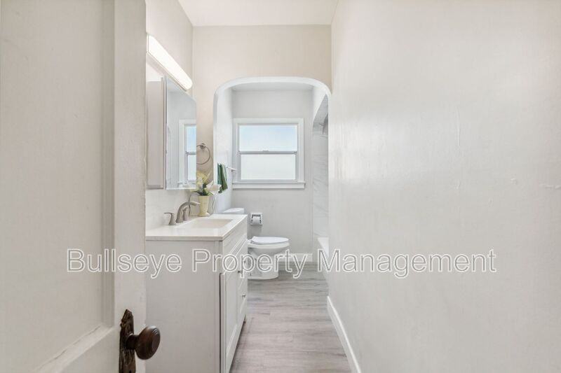 1105 N Patricio St - Photo 3 of 15