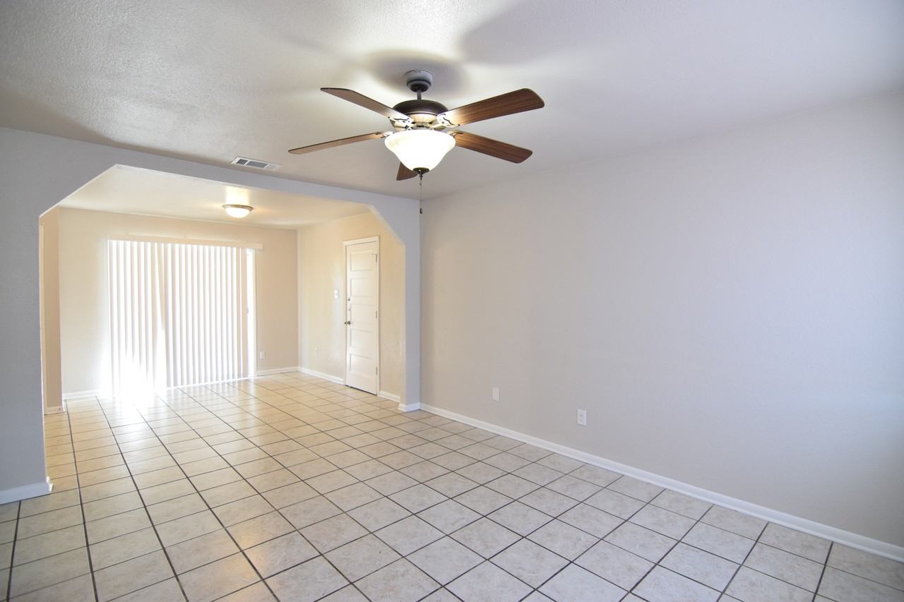 507 Traci Dr - Photo 6 of 10