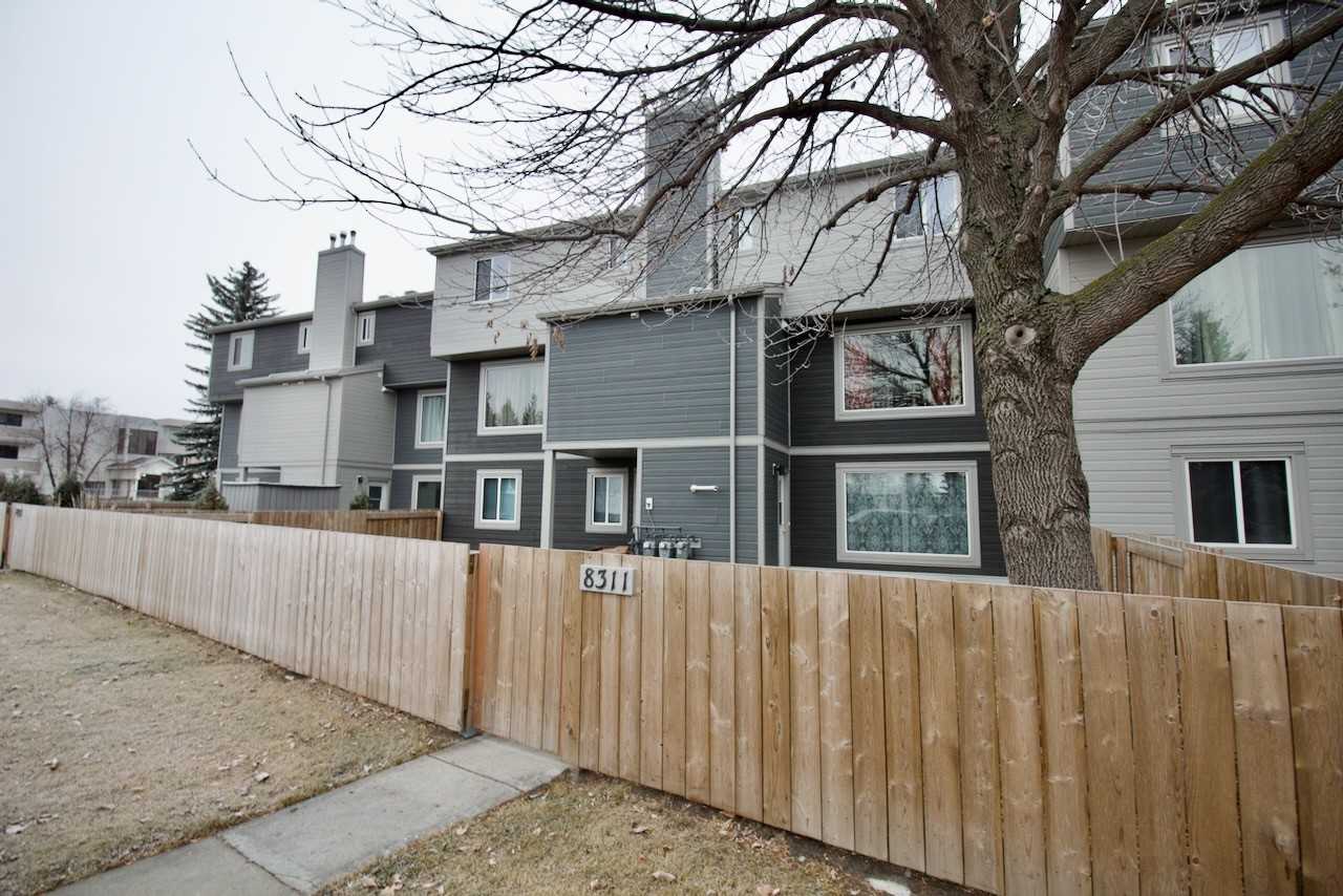 8311 29 Ave Nw - Photo 3 of 32