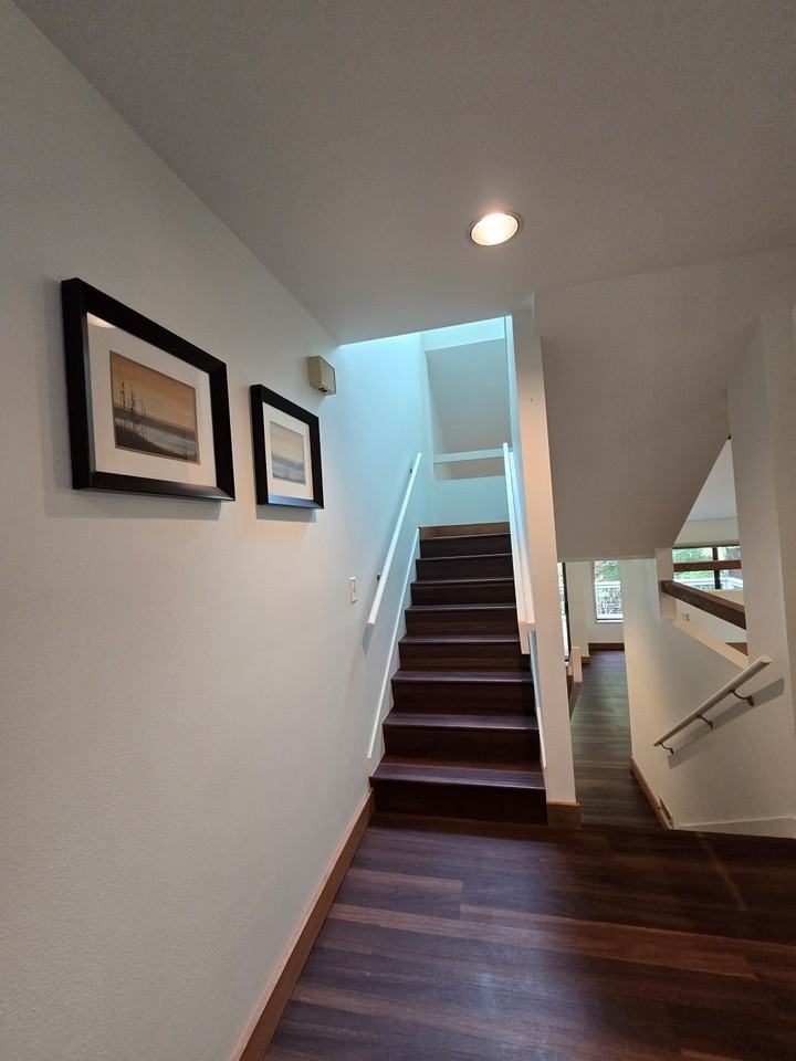 600 Island Dr #3 - Photo 5 of 39