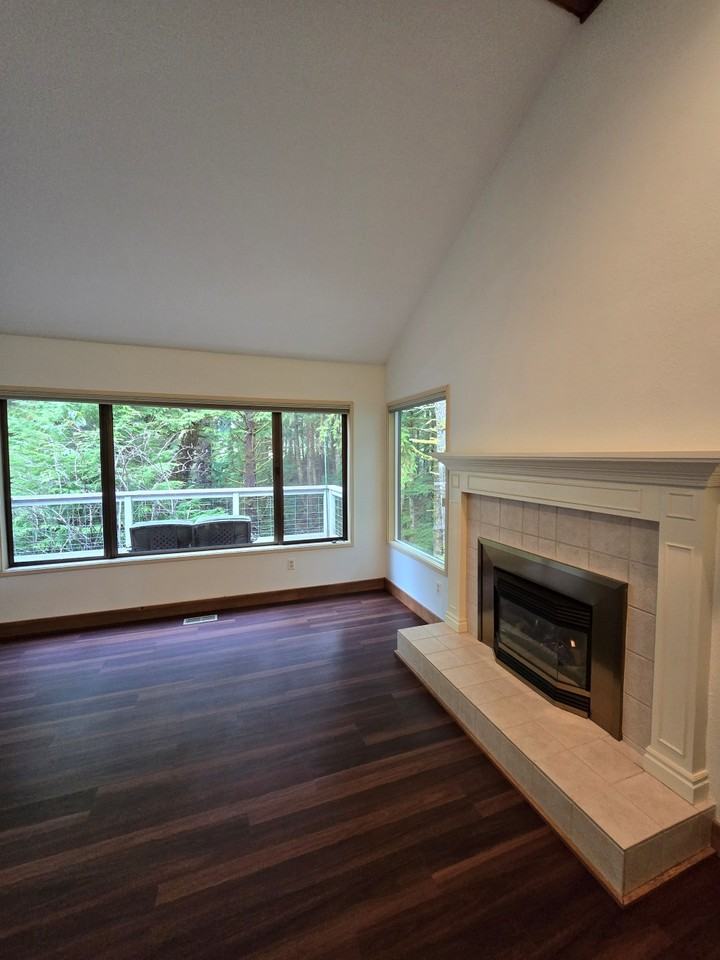 600 Island Dr #3 - Photo 3 of 39