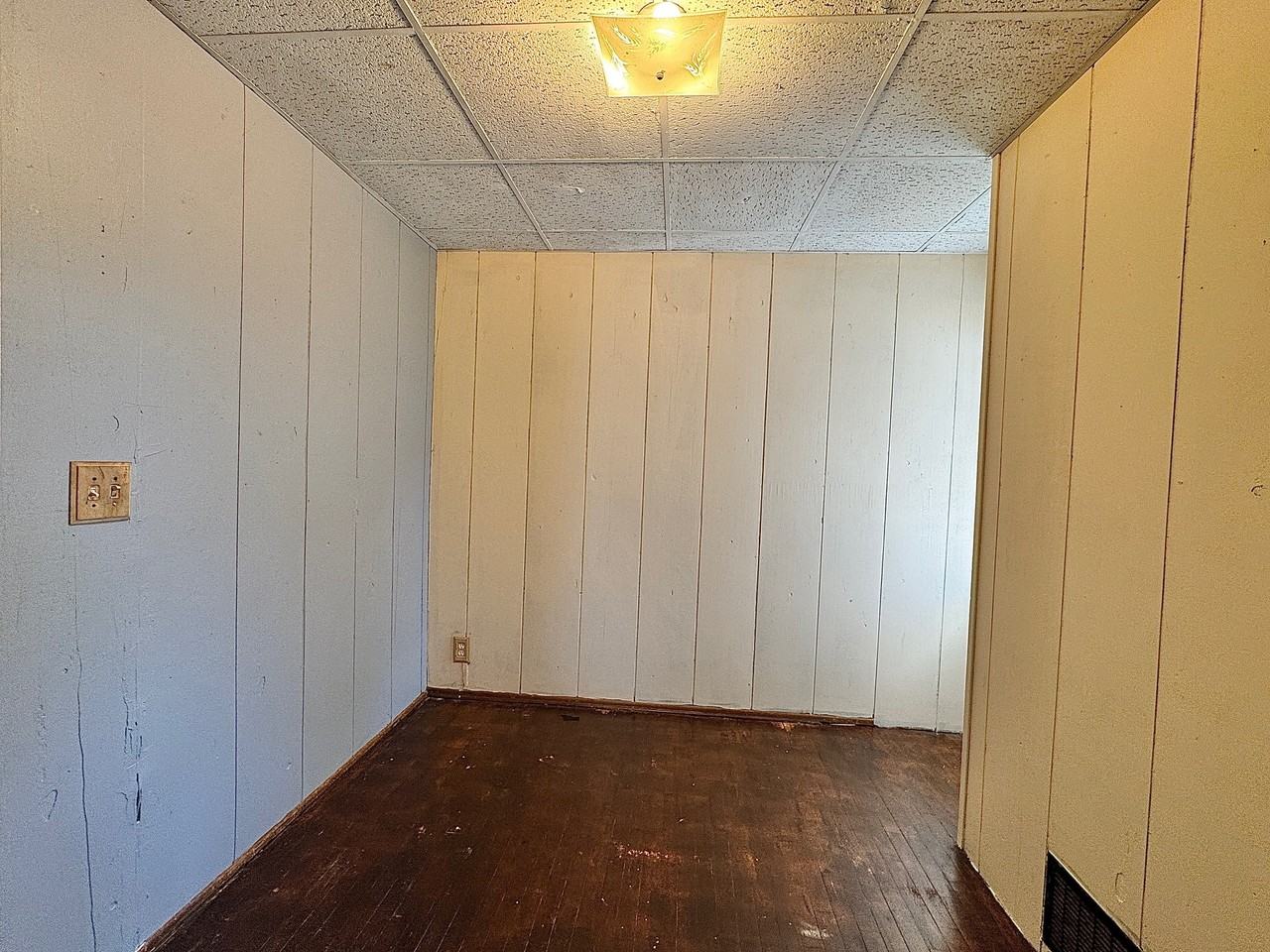 1232 N 4Th St - Photo 3 of 10