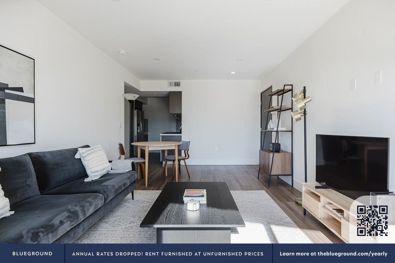 1539 Purdue Avenue - Photo 4 of 51