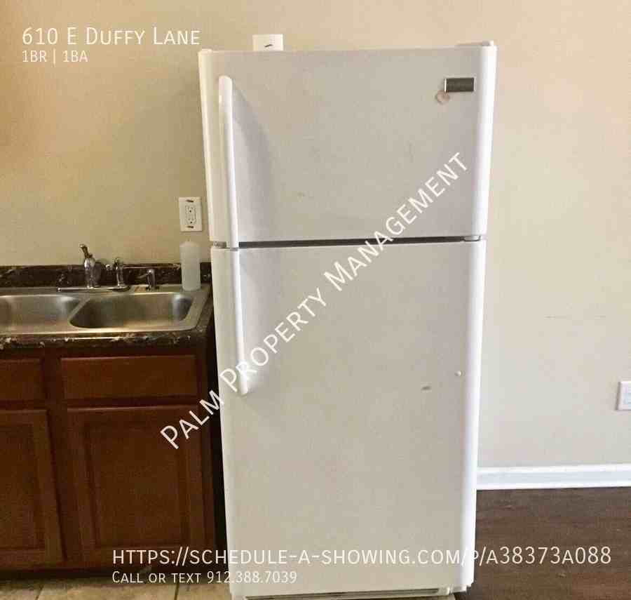 610 E Duffy Ln - Photo 6 of 11