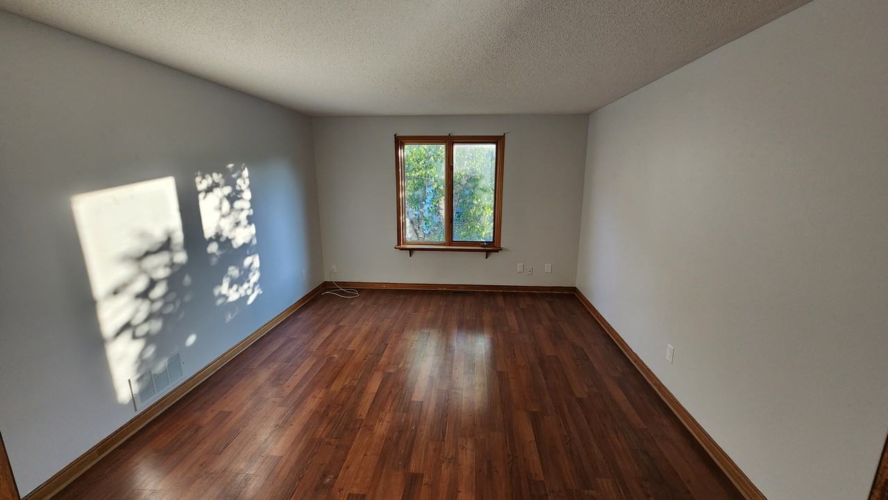 292 Millard Street - Photo 2 of 14