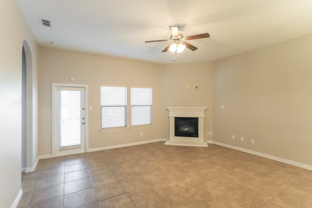 7301 Tin Star Dr - Photo 3 of 16