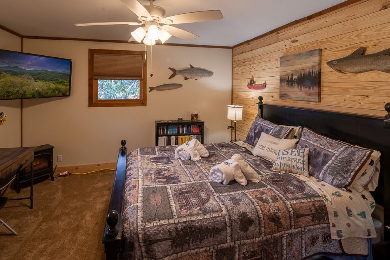 524 Clubhouse Dr - Photo 5 of 17