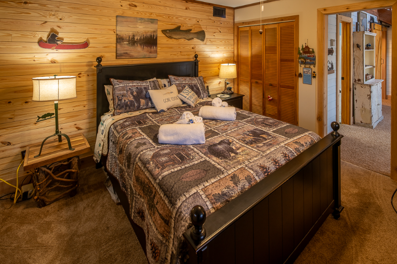 524 Clubhouse Dr - Photo 7 of 17