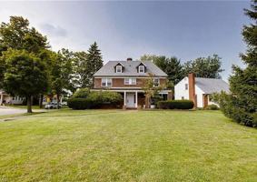 featured image of 331 Butler Rd Ne #1