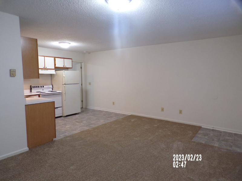 2645 Macgregor Downs Rd #E - Photo 4 of 7