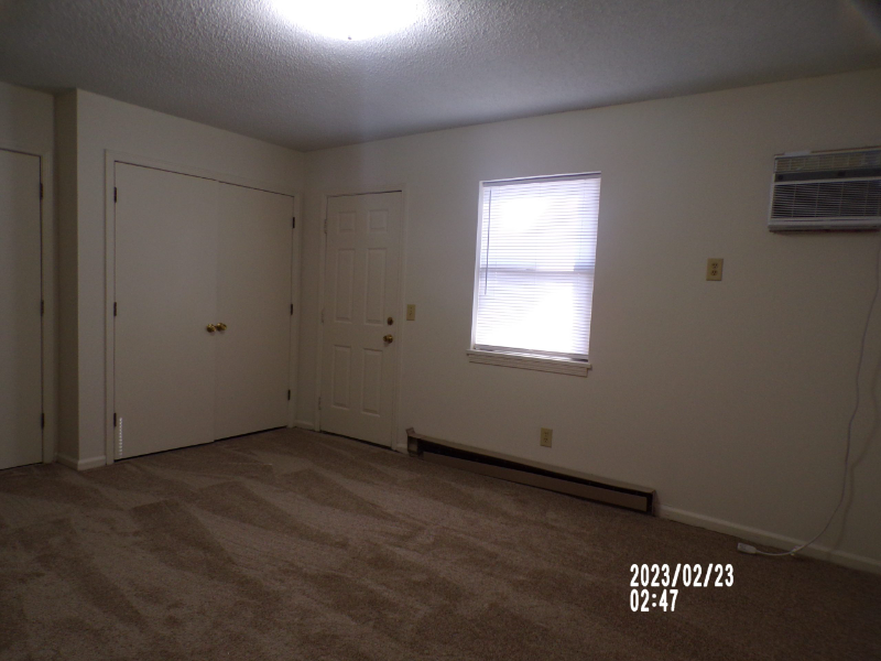 2645 Macgregor Downs Rd #E - Photo 5 of 7