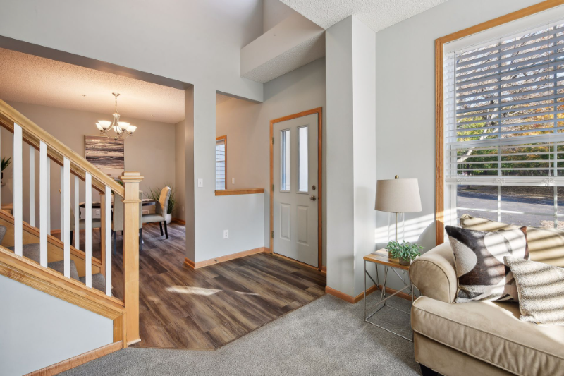 825 Braunworth Ct - Photo 2 of 20