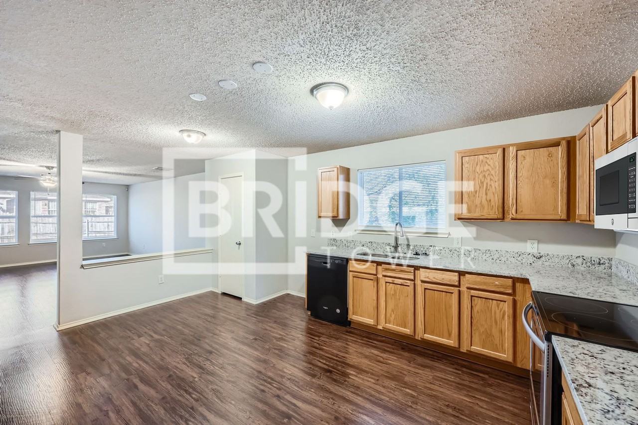 2817 Mcintosh Ct - Photo 7 of 22