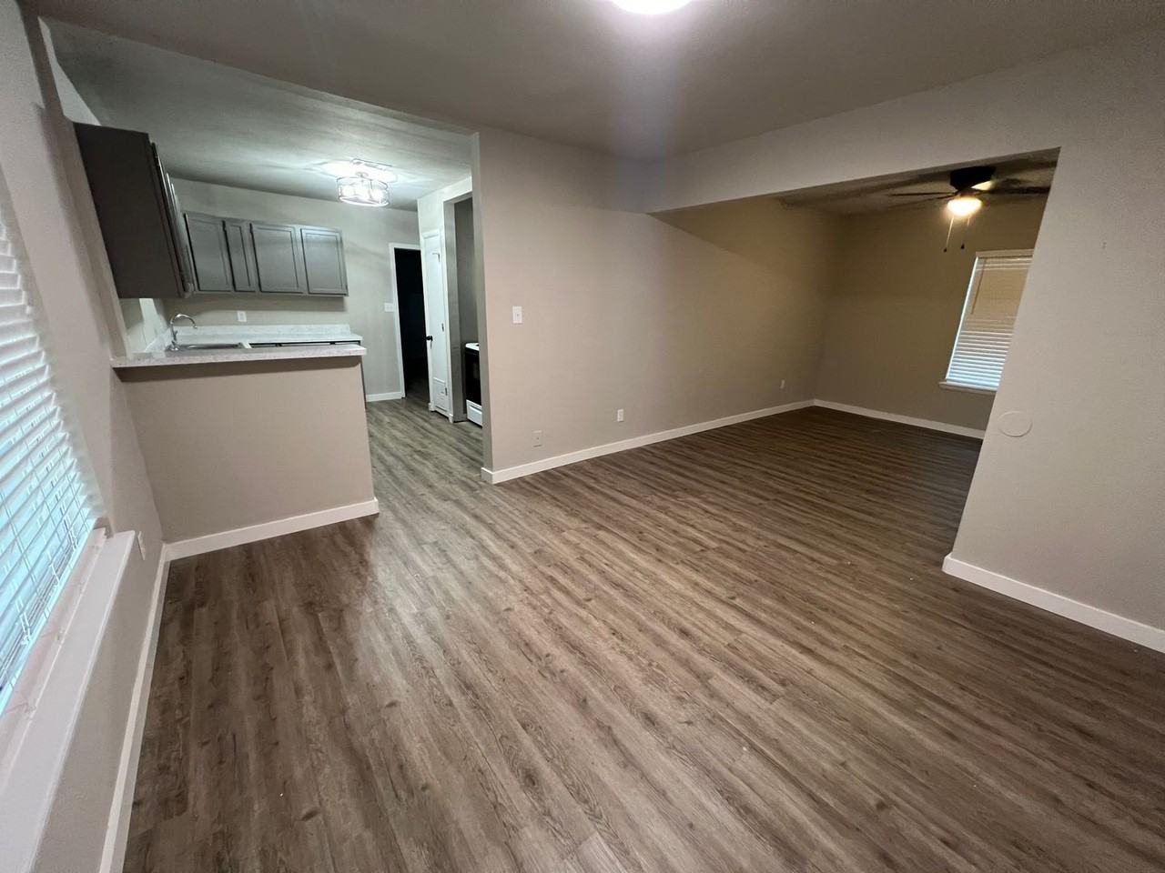 1140 W Denver St - Photo 2 of 10