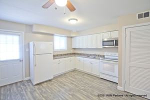 featured image of 1500 Schiller Ave
