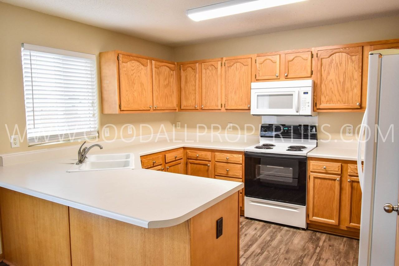 455 Se Whitetail Ln - Photo 2 of 22