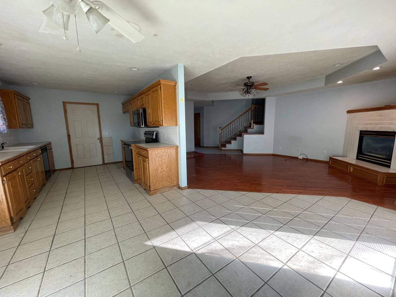 3546 W Winchester Rd - Photo 3 of 12