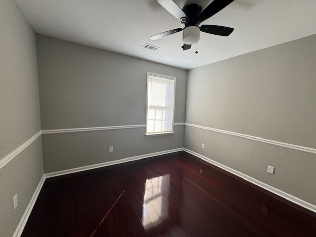 147B N Main St - Photo 7 of 7