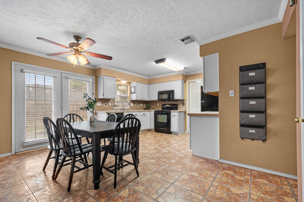 Emerson Dr & Channing Dr #2C - Photo 5 of 21