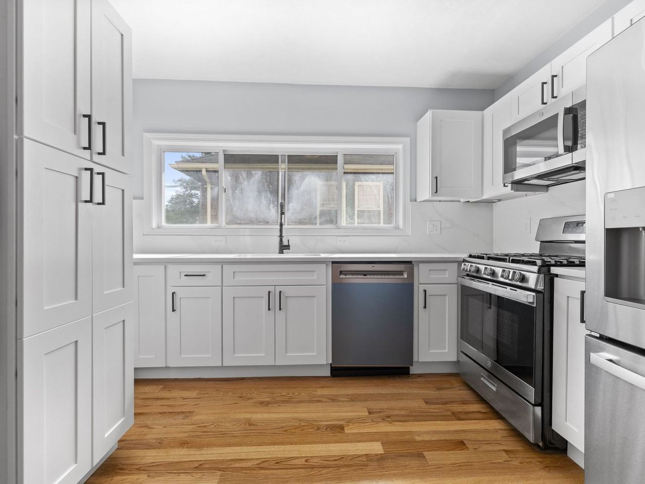 17 Tesla Ave #2 - Photo 2 of 16