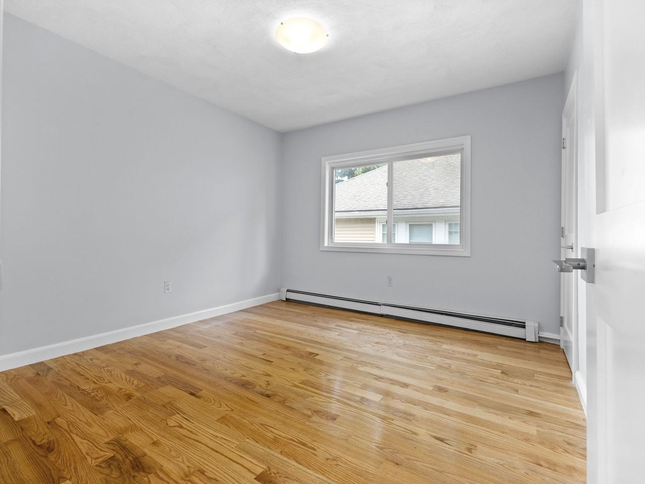 17 Tesla Ave #2 - Photo 6 of 16