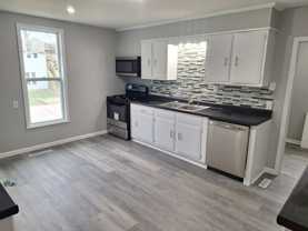 202 W Chestnut St #NA - Photo 1 of 1