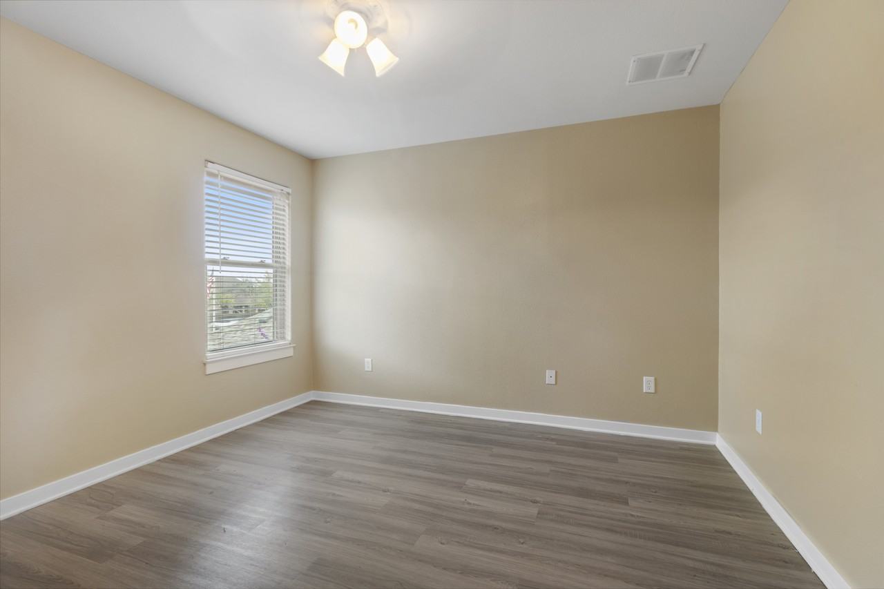 Spring Ct & Westbury Ln #2A - Photo 6 of 28