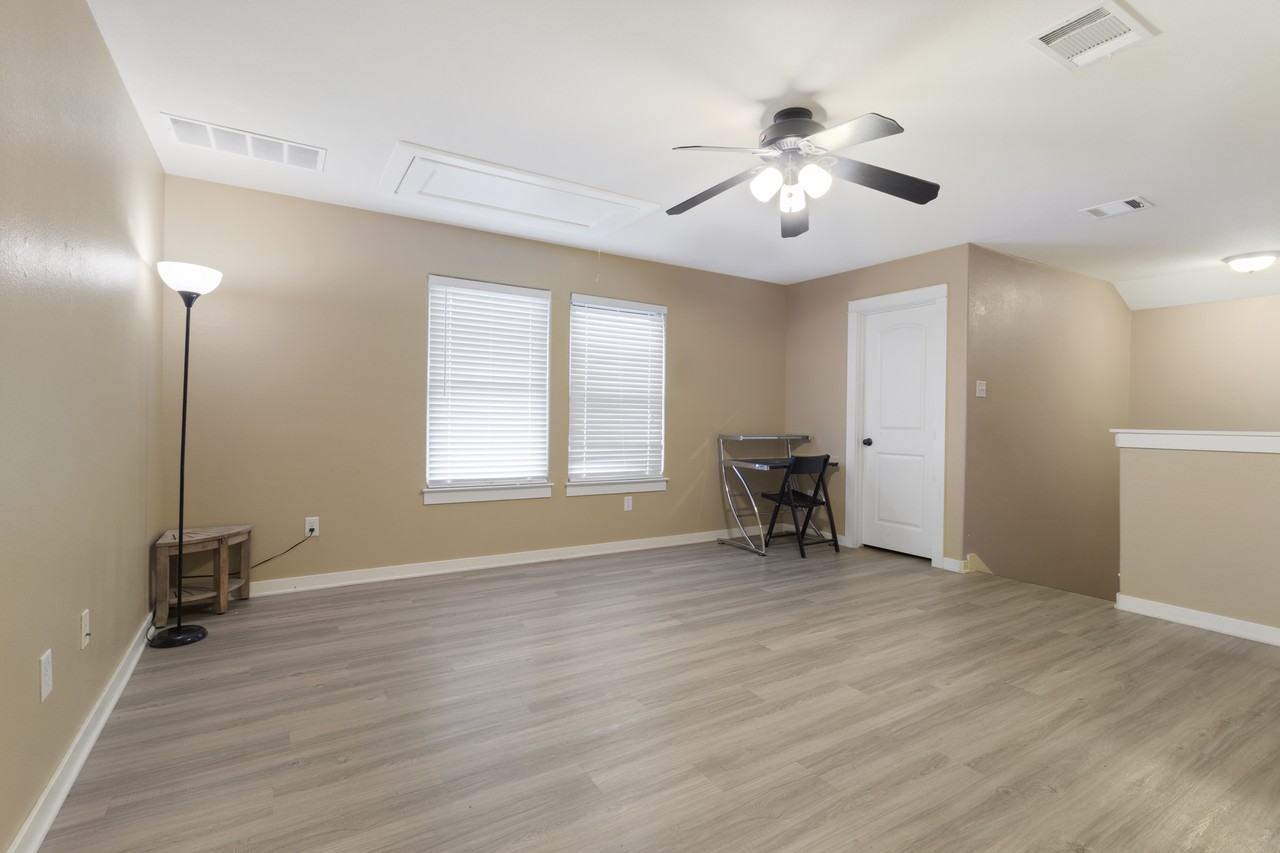 Spring Ct & Westbury Ln #2A - Photo 7 of 28