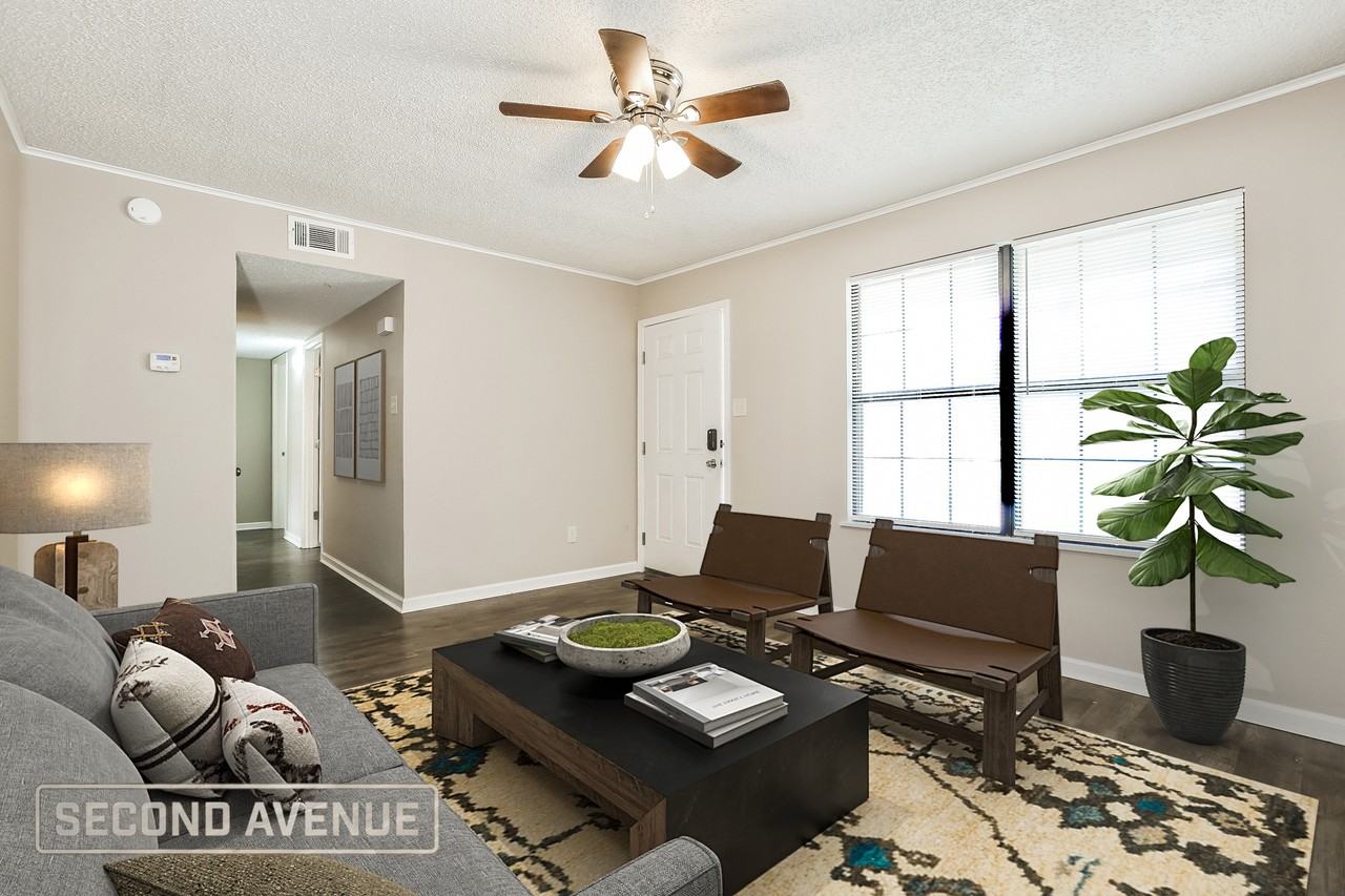 1413 Oakwood Cir - Photo 2 of 26