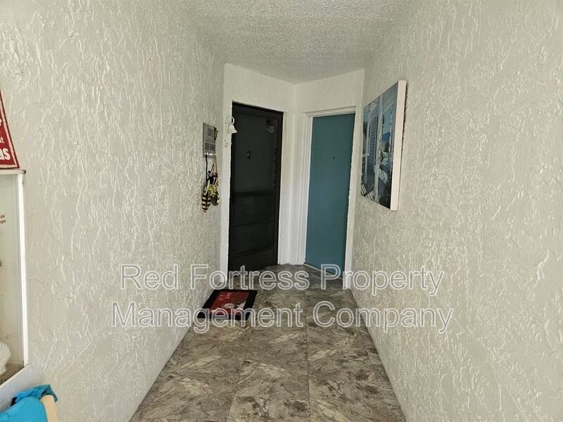 6761 Lake Mcgregor Cir #B - Photo 2 of 9