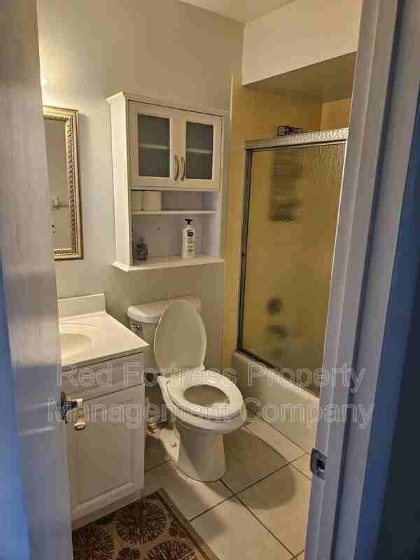 6761 Lake Mcgregor Cir #B - Photo 5 of 9