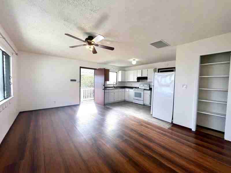 1344 Wilhelmina Rise #A - Photo 3 of 10
