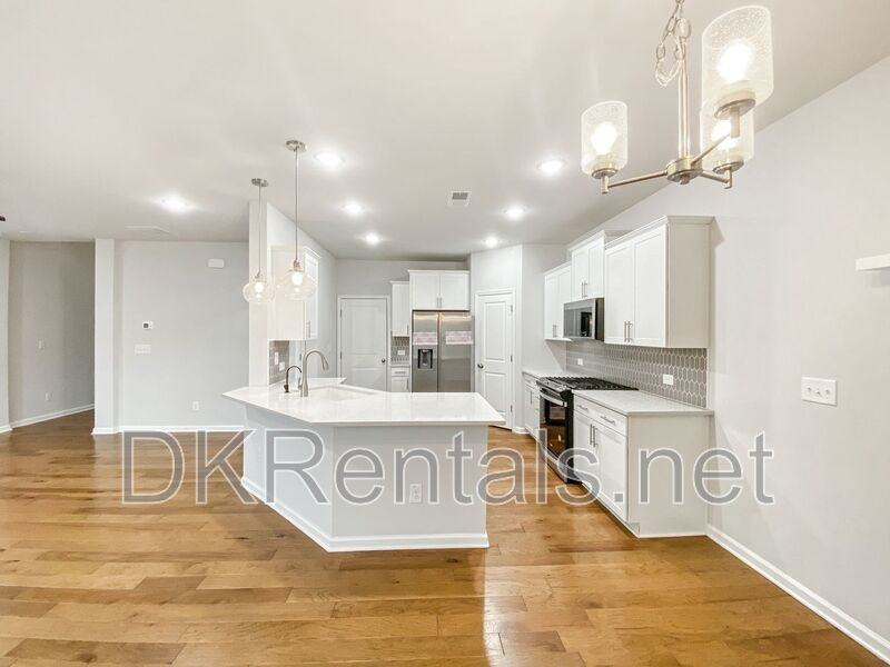 2650 Quarterdeck Dr - Photo 5 of 26