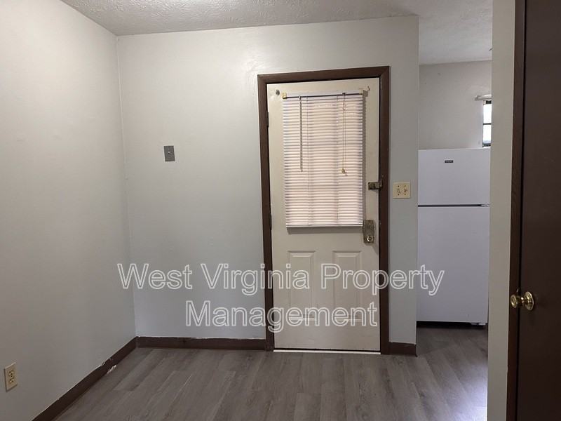 82 Beagle Club Rd #8 - Photo 4 of 7